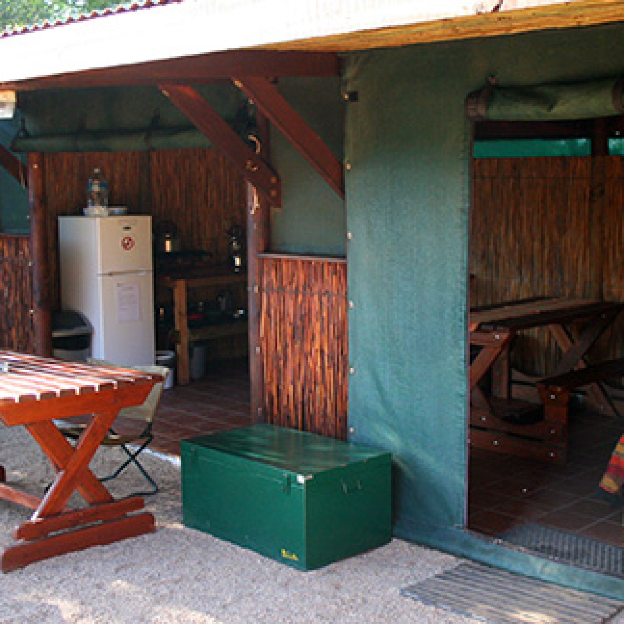 Gamkaberg Sweetthorn kitchen exterior November 2015